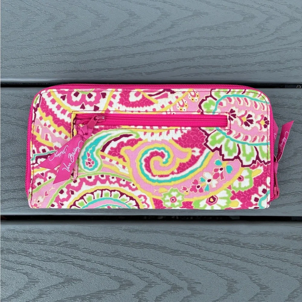 Vera Bradley Capri Travel Passport Organizer/Wallet Capri Melon Multicolor - Picture 3 of 5
